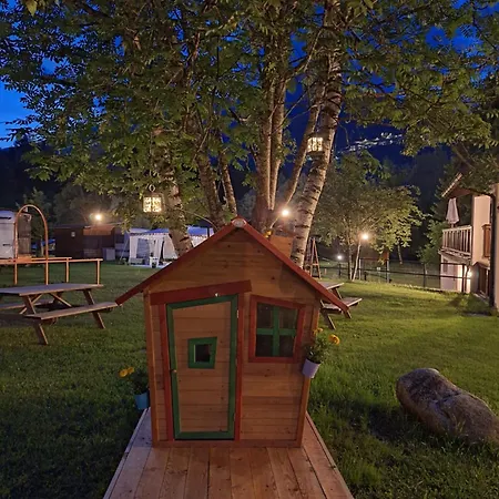 Campsite Presanella Mountain Temu