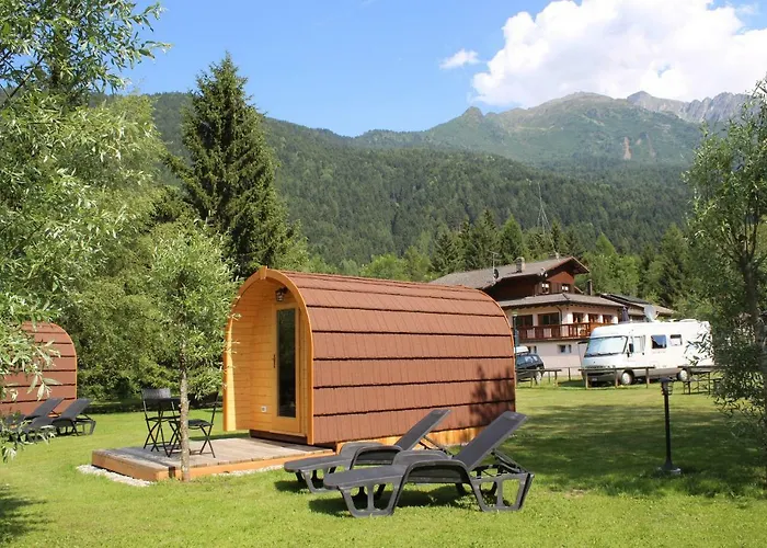 Presanella Mountain Campeggio